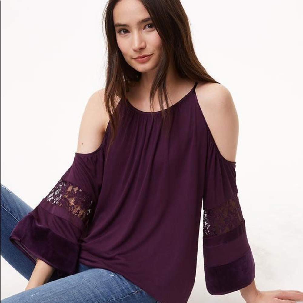 LOFT cold shoulder top
